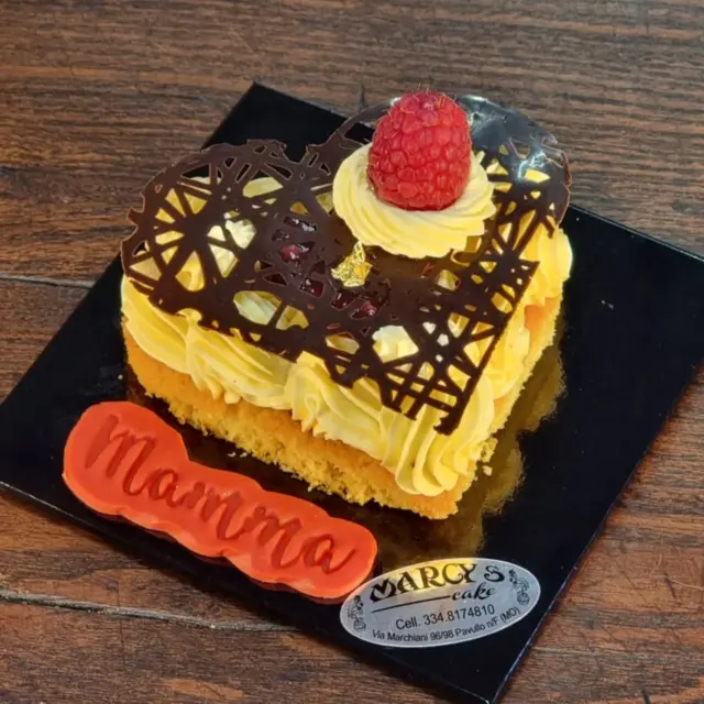 Per la mamma❤️

Prenota per la sua festa la nostra monoporzione!

💚Cuore di lampone💚
Frolla montata cocco e lime, con crema chantilly e cuore di lampone con griglia di cioccolato fondente🌸

Aperte le prenotazioni!

#festadellamamma #cuordilampone #mamma #pasticceriaartigianale #pastryart #pastrychef #cream #marcyscake